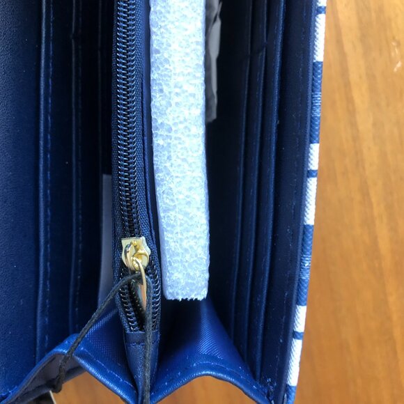 London Fog LFWS23901-Navy Lara Signature Flap Wallet 100th Year Anniversary $48 - Picture 8 of 12